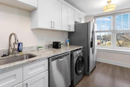 Affordable 1-br By Dmc *