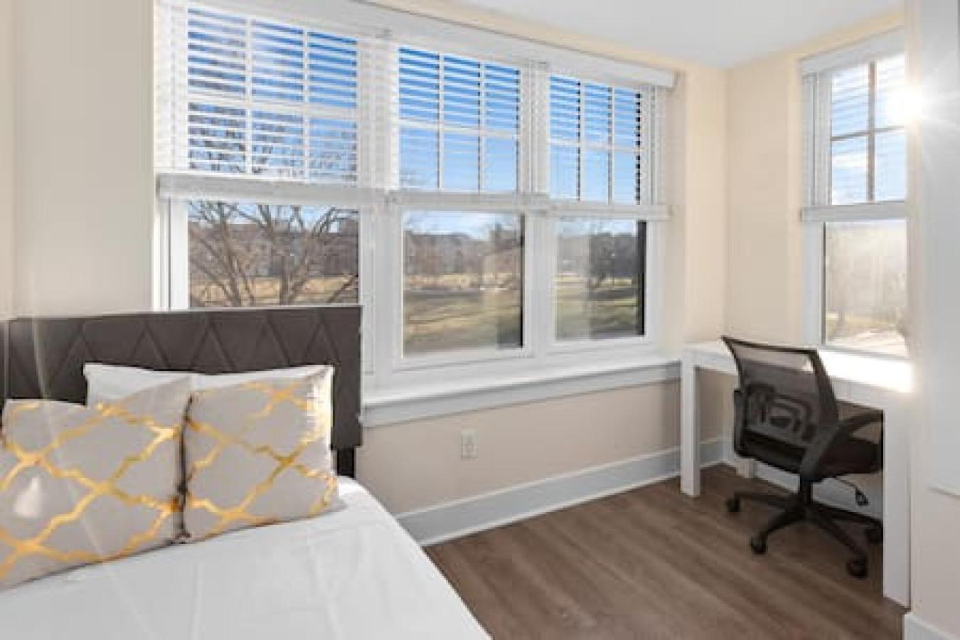 Apartment Affordable 1-br By Dmc